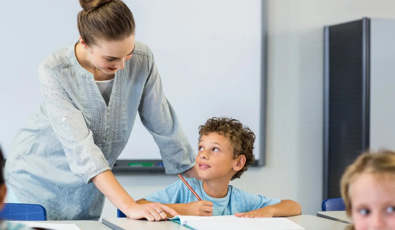 How to Become a Teaching Assistant